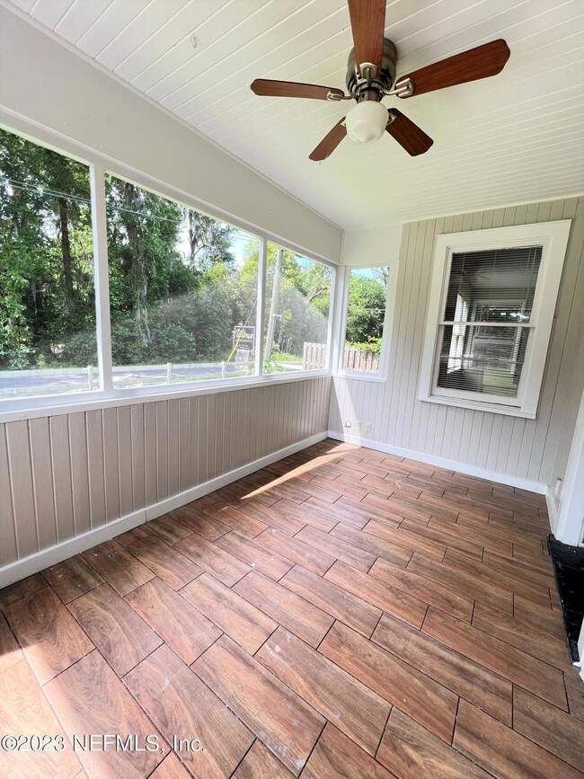 6415 Gaskins Rd, Jacksonville, FL 32244 - photo 2