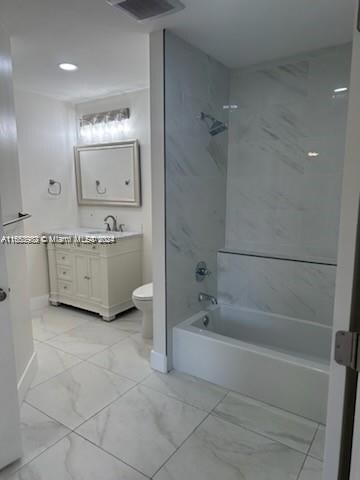 18320 NW 68th Ave unit C, Hialeah, FL 33015 - photo 6