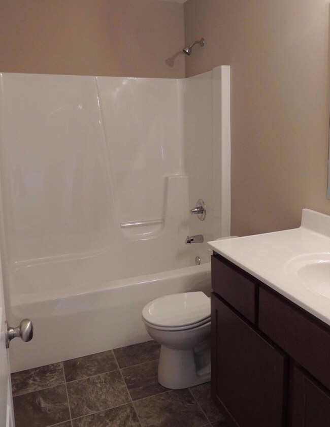 512 W 85th Dr, Merrillville, IN 46410 - photo 7