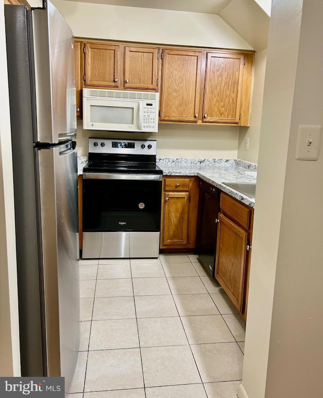 11439 Appledowre Way, Germantown, MD 20876 - photo 5