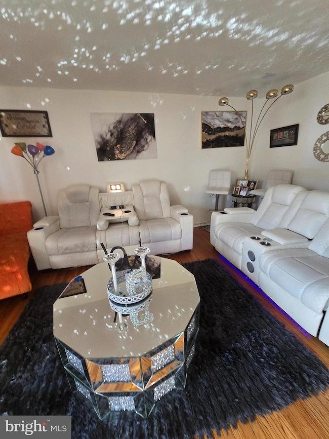 1107 Crestview Rd, Darby, PA 19023 - photo 5