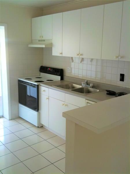 4908 20th St W unit A, Bradenton, FL 34207 - photo 3