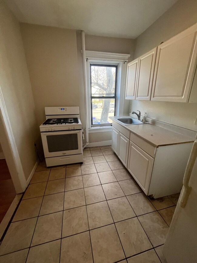 265 Union St unit 1, Jersey City, NJ 07304 - photo 4