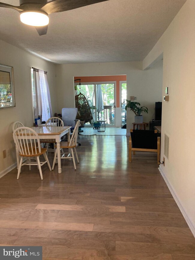 7822 Renshaw Rd, Pasadena, MD 21122 - photo 7