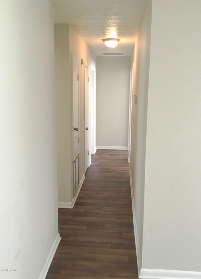 2623 Tulsa Rd N, Jacksonville, FL 32218 - photo 4