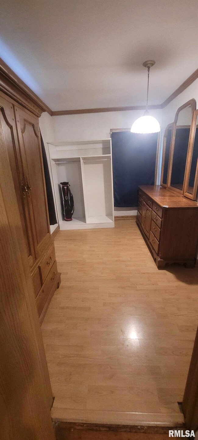 1412 N 11th St, Mount Vernon, IL 62864 - photo 5