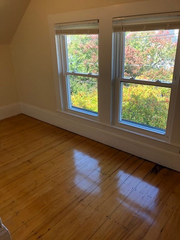 10 Summit Ave unit 3, Somerville, MA 02143 - photo 2
