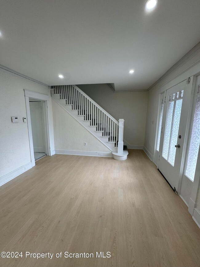 1208 Watson St unit L 47, Scranton, PA 18504 - photo 6