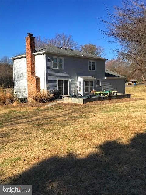 2931 Fort Lee St, Herndon, VA 20171 - photo 2