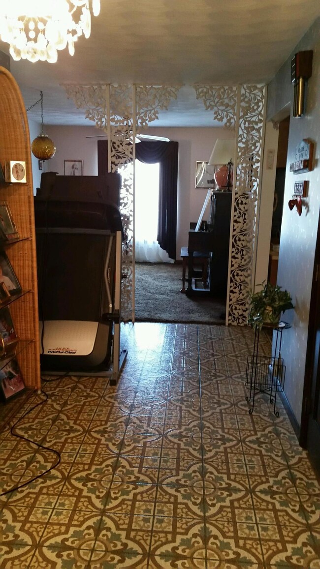 3749 Sugar Creek entry