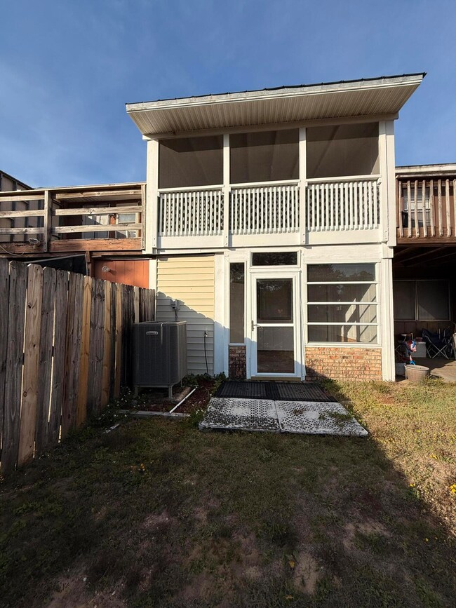 148 5th Ave unit F4, Shalimar, FL 32579 - photo 2