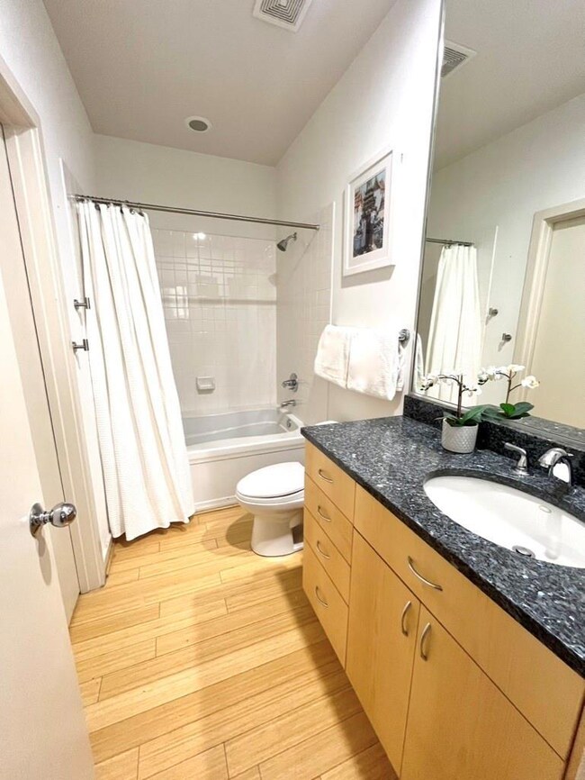 4018 Travis St unit C, Dallas, TX 75204 - photo 4