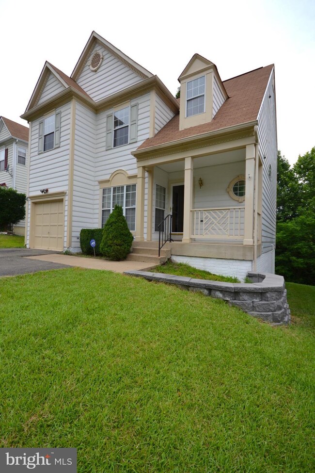 13 Woodmont Ct, Stafford, VA 22554 - photo 2