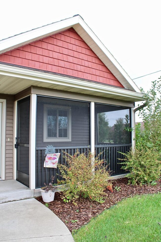 Screened-in porch