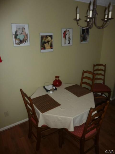 2681 Rolling Green Dr, Macungie, PA 18062 - photo 7