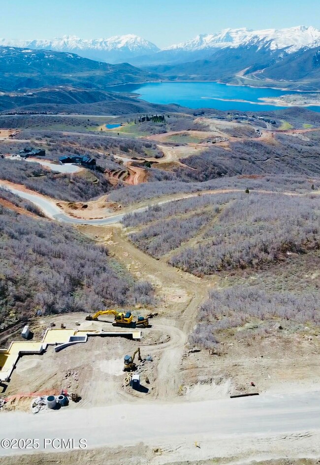 1877 E Peak View Dr, Hideout, UT 84036 - photo 3