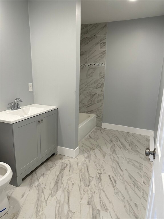 929 Pleasant St unit 1, Worcester, MA 01602 - photo 4