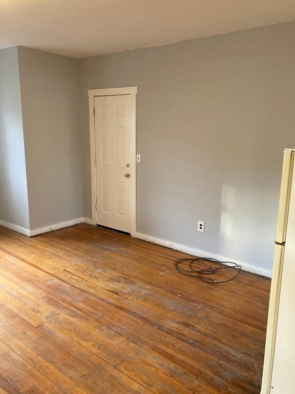 94 Snell St unit 1E, Fall River, MA 02721 - photo 4