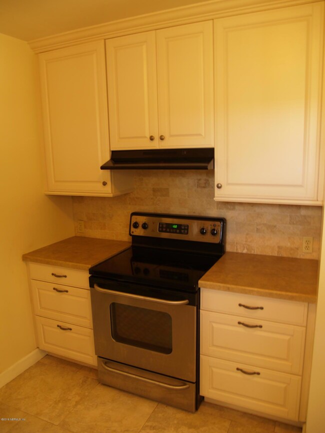 1736 Marion Rd, Jacksonville, FL 32216 - photo 3