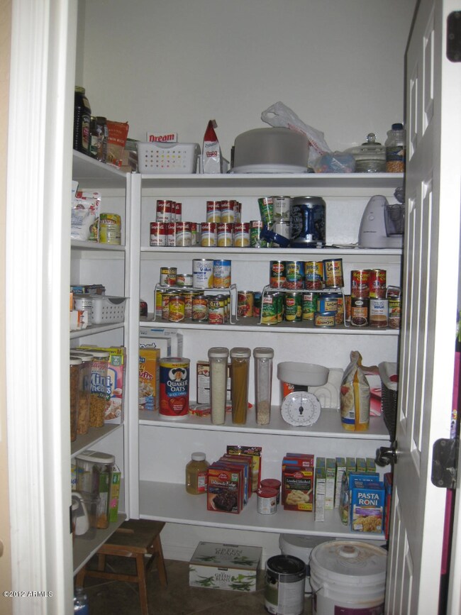 Walk-in Pantry