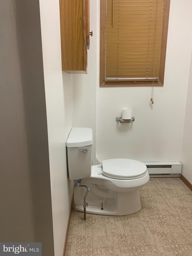 906 Centre St, Ashland, PA 17921 - photo 7