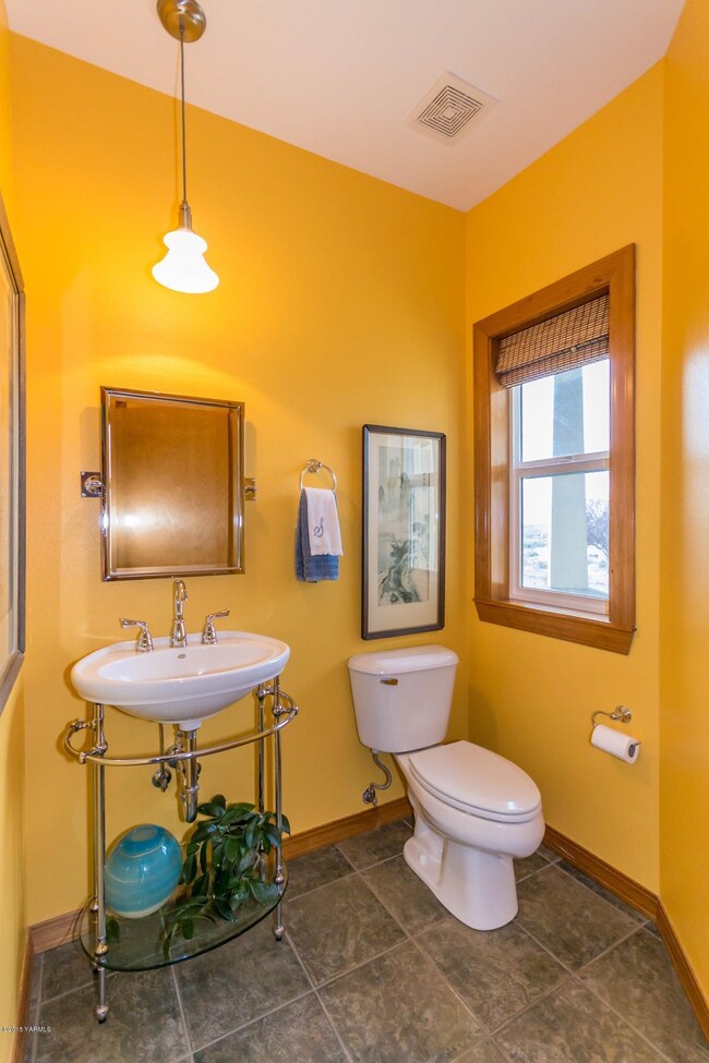 Cheerful Powder Room