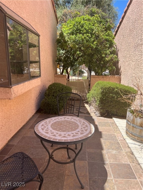 Side yard with sitting area