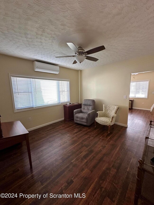 1151 Olga St, Scranton, PA 18519 - photo 7