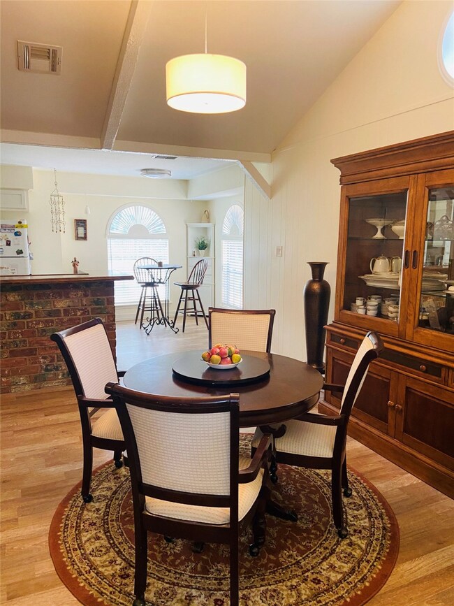 7306 Woodfern Dr, Houston, TX 77040 - photo 7