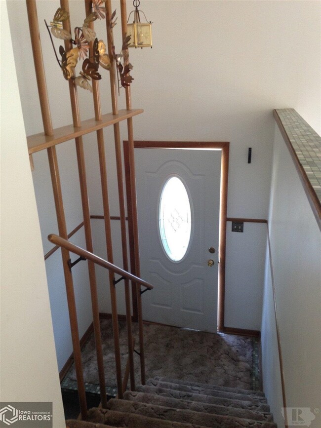 106 Swanson Dr, Shenandoah, IA 51601 - photo 7