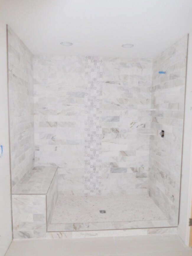 MASTER BATHROOM TILE SHOWER