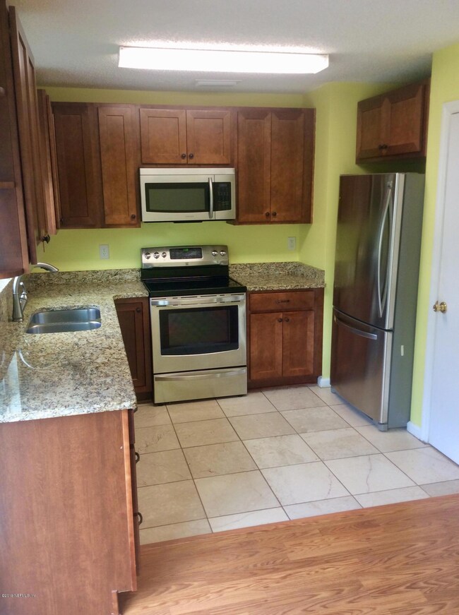 7947 Cherry Blossom Dr N, Jacksonville, FL 32216 - photo 6