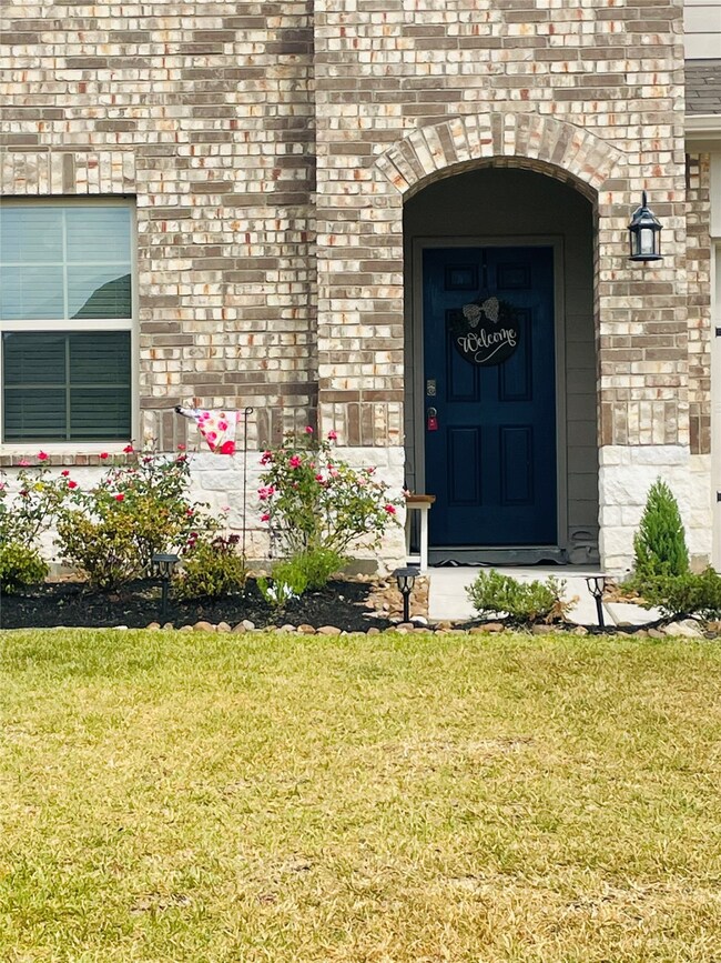 12332 New River Trail, Conroe, TX 77384 - photo 2