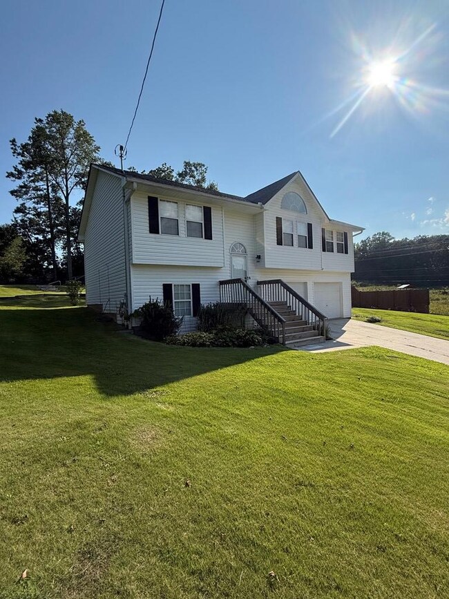 207 Sally Duke Dr, Whitesburg, GA 30185 - photo 3