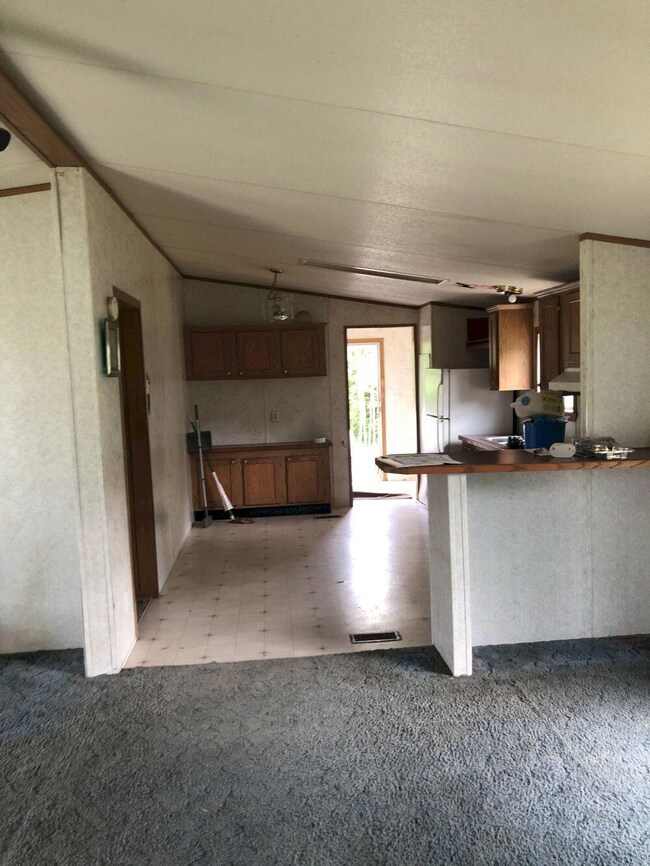 7 Corson - Kitchen 2