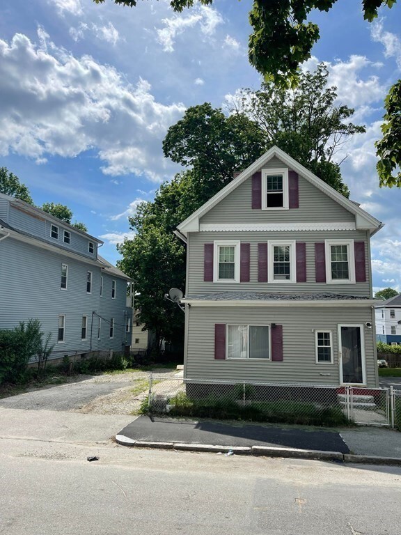 28 Newbury St, Worcester, MA 01609 - photo 4