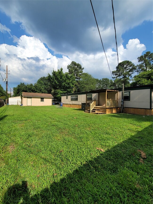 28307 Red Fox, Pinehurst, TX 77362 - photo 4