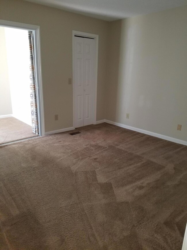 12 Pinehurst Manor Dr unit D, Pinehurst, NC 28374 - photo 6