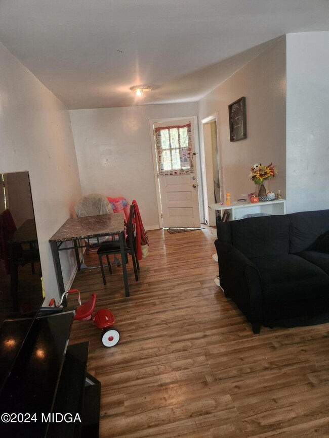 1008 Carlisle Ave, Macon, GA 31204 - photo 5