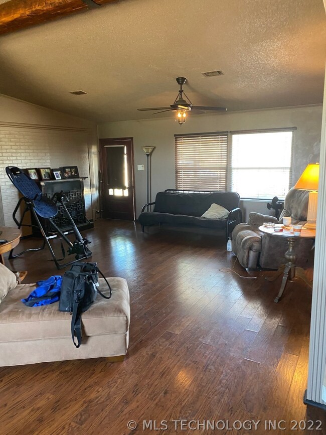 3499 W Davis Creek Rd, Caney, OK 74533 - photo 3