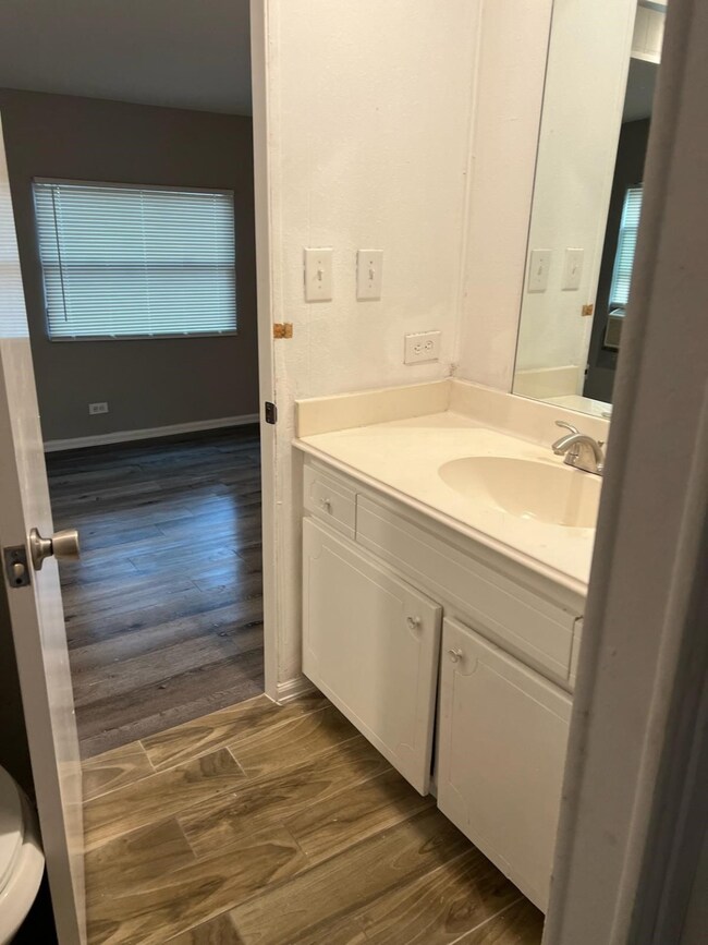 3506 Cedar Hill Ln, Houston, TX 77093 - photo 5