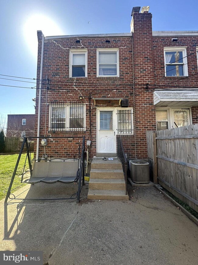 110 Ivy Ct, Upper Darby, PA 19082 - photo 4
