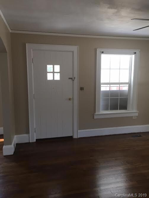 332 Brevard St, Statesville, NC 28677 - photo 4