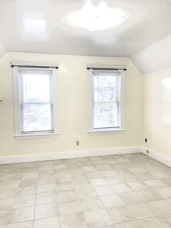 11 Mapleton St unit ROOM, Brighton, MA 02135 - photo 7