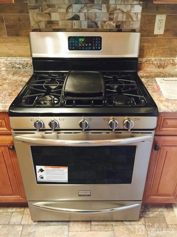 401 U S 22 unit 51C, North Plainfield, NJ 07060 - photo 3