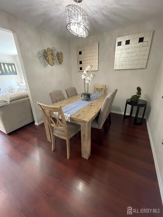 399 Hadleigh Ln, North Brunswick, NJ 08902 - photo 7