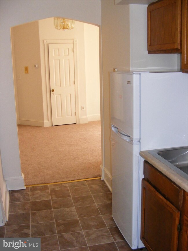 1000 W 8th St unit 2B, Wilmington, DE 19806 - photo 4