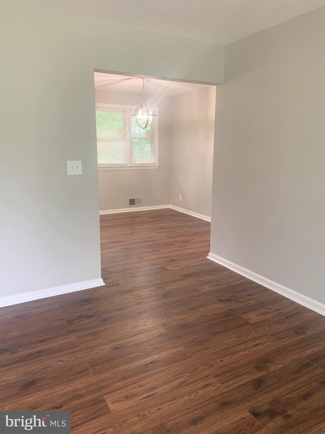 5712 85th Ave, New Carrollton, MD 20784 - photo 6