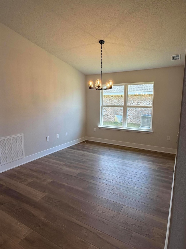 2400 Aaliyah Ln, Crestview, FL 32536 - photo 3