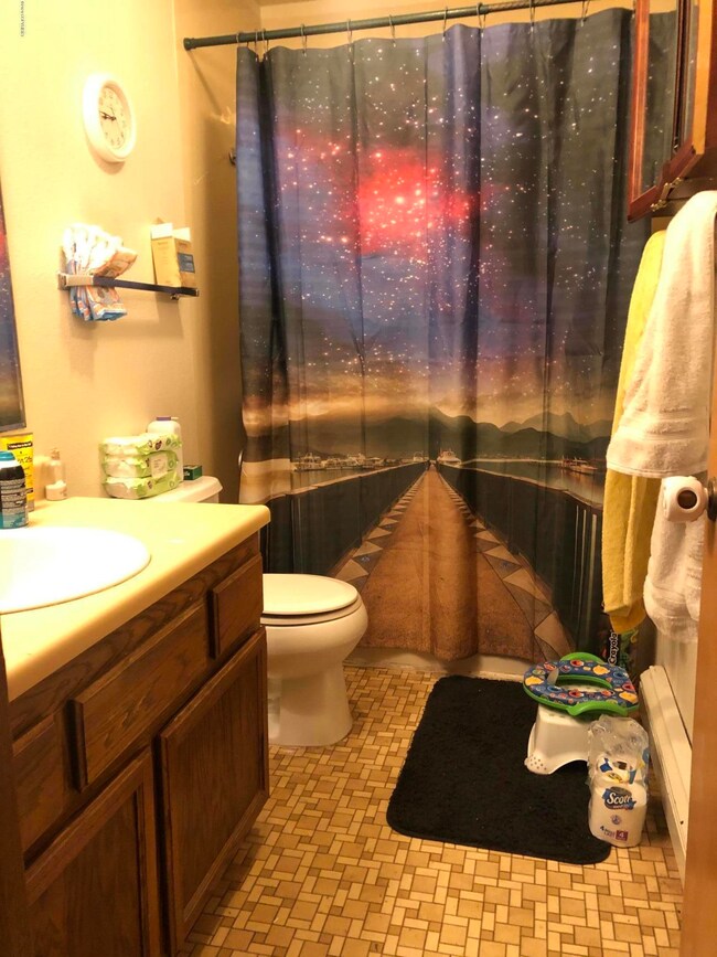 Unit 1 Bathroom